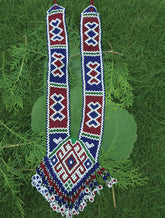 Bold Multi-Tone Beaded Neckpiece