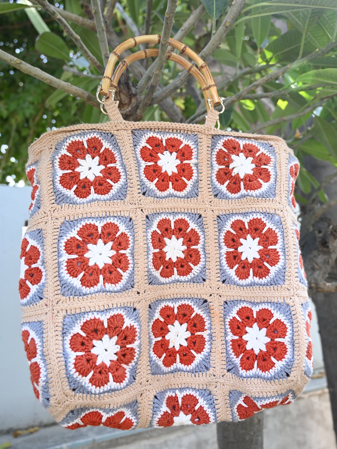 Crochet tote bag