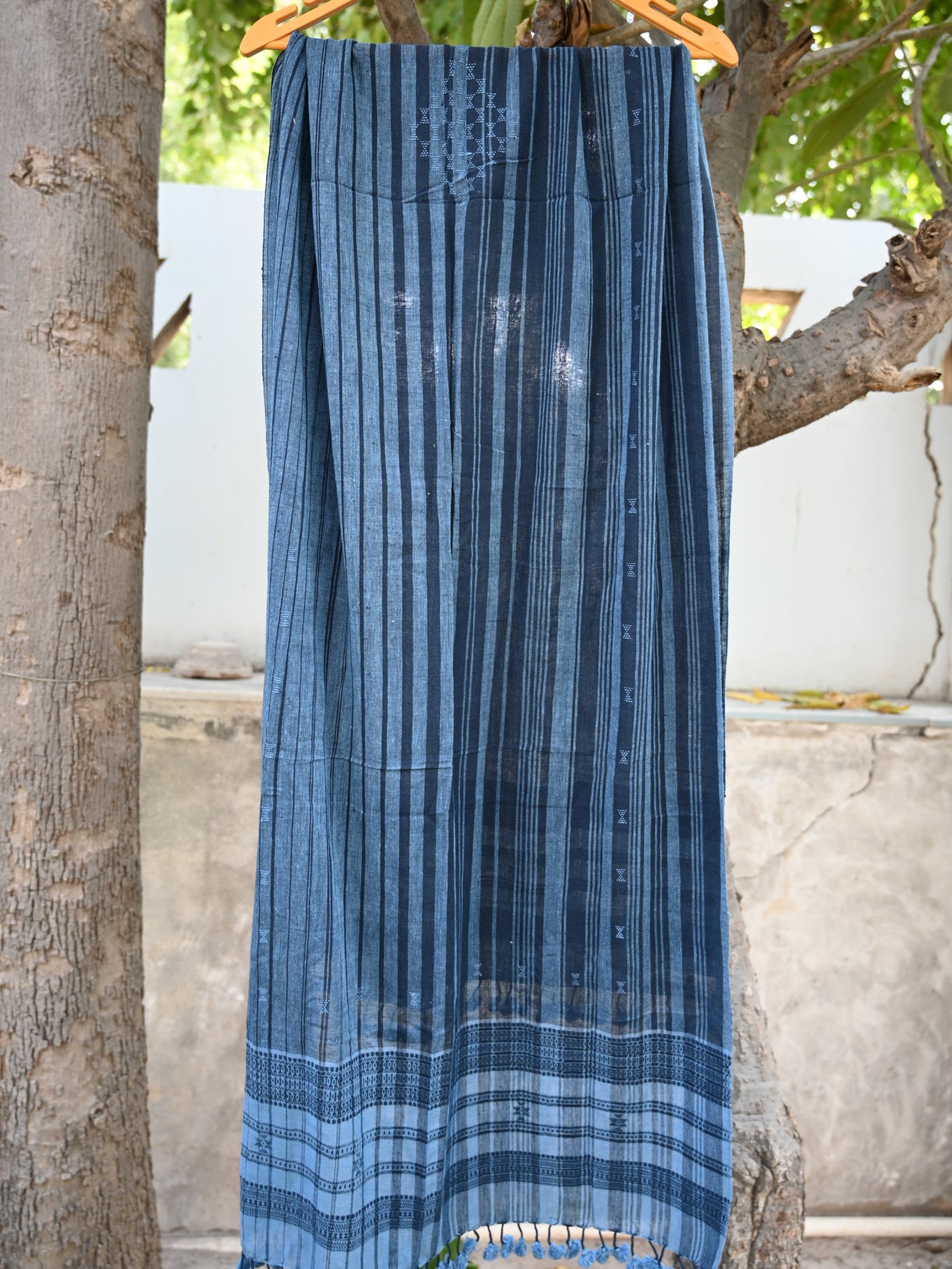 Kala cotton woven stole