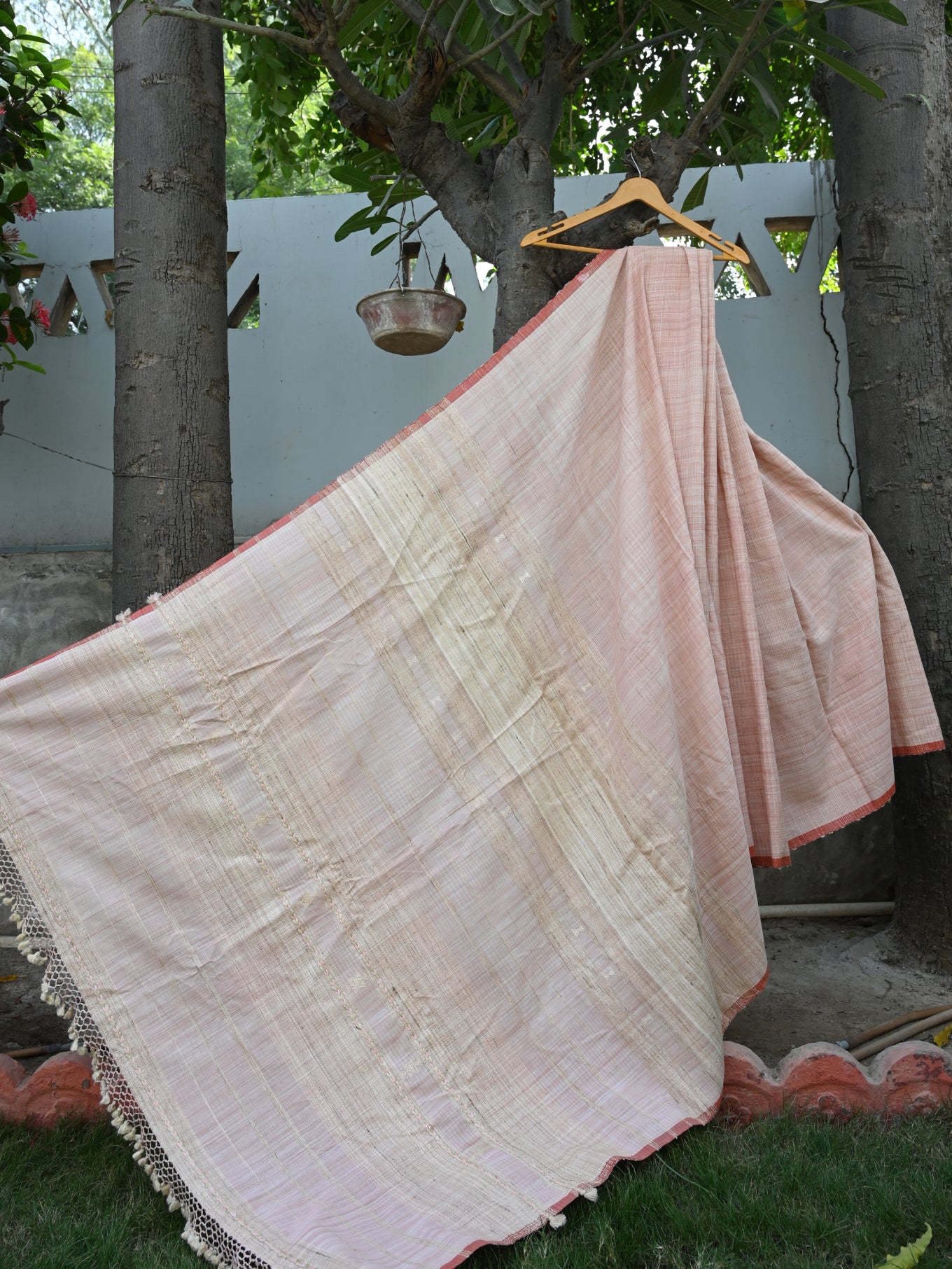 Kala Cotton Tussar Strips Saree