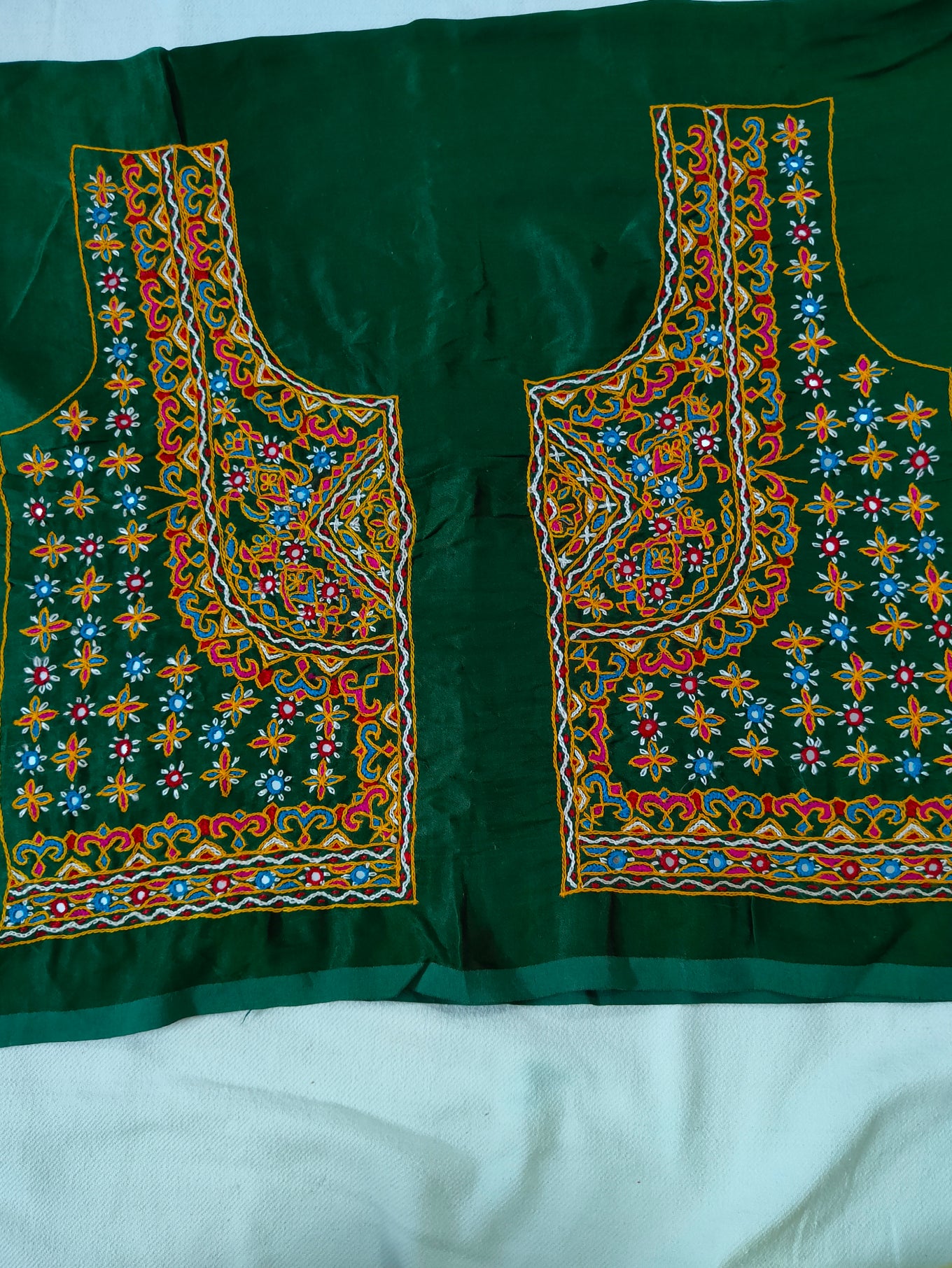 Bakhiya Work Hand Embroidery Blouse - Unstitched