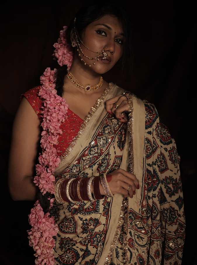 White Modal Silk Saree With Pal And Dapka Work