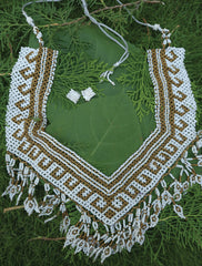 Classic White & Gold Neckpiece