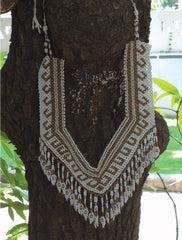 Classic White & Gold Neckpiece
