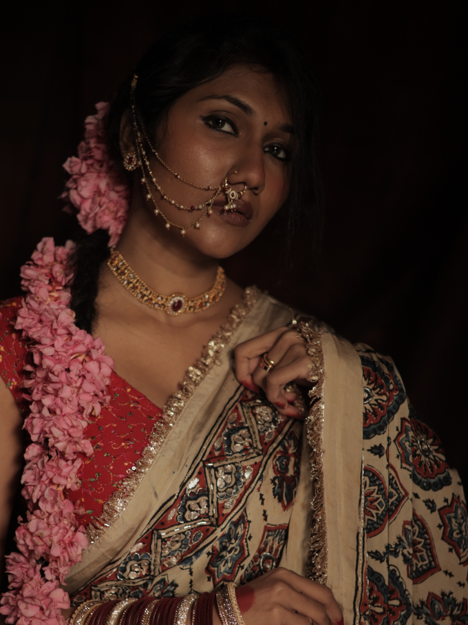 White Modal Silk Saree With Pal And Dapka Work
